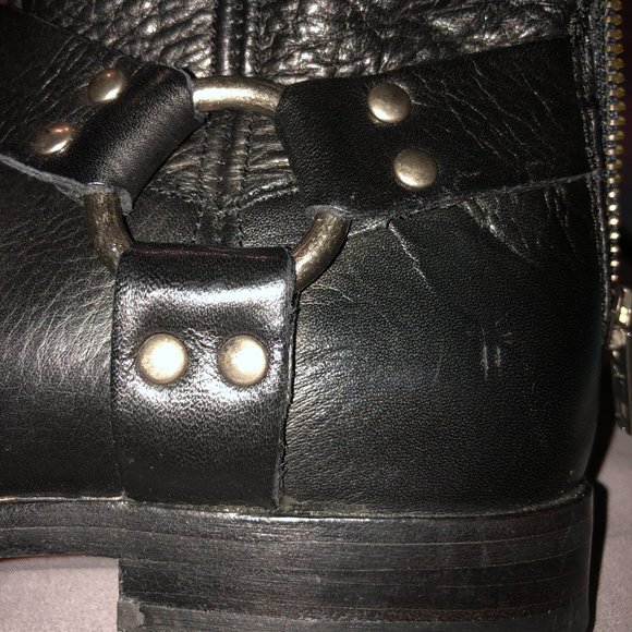 FRYE PHILLIP HARNESS Blk. Sz. 6 - Picture 9 of 16